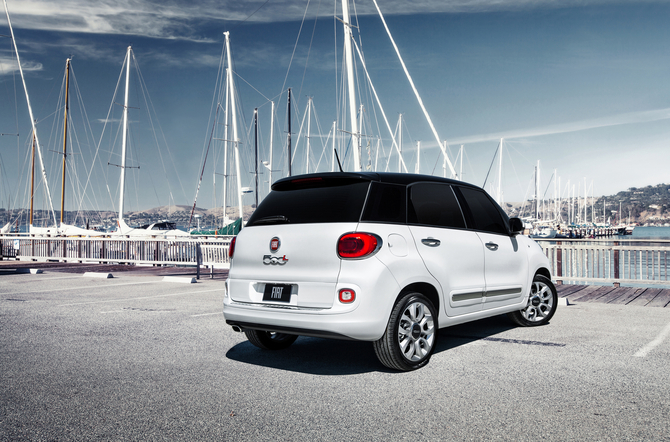 Fiat 500L 1.4 MultiAir Turbo Lounge Fiat 500L 1.4 MultiAir Turbo Lounge
