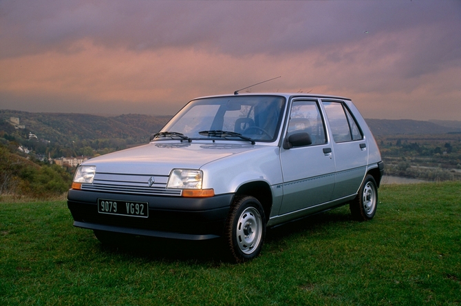 Renault 5 Automatic Renault 5 Automatic