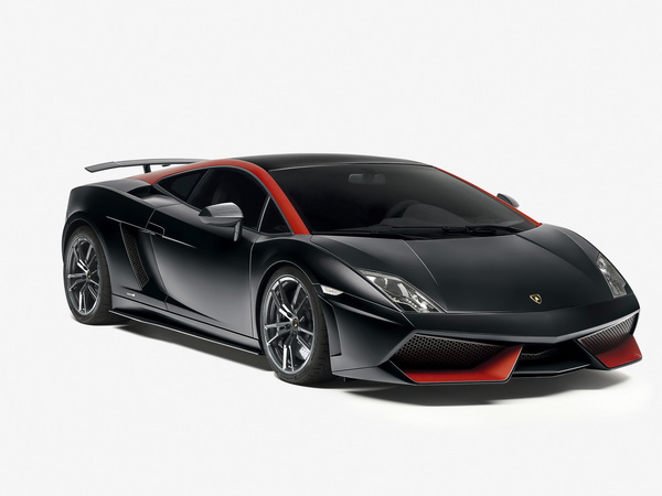 Lamborghini will offer the LP 570-4 Superleggera and the LP 570-4 Spyder Performante as the further enhanced Edizione Tecnica Lamborghini will offer the LP 570-4 Superleggera and the LP 570-4 Spyder Performante as the further enhanced Edizione Tecnica