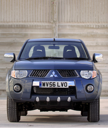 Mitsubishi L200 2.5 DI-D Double Cab Walkinshaw Mitsubishi L200 2.5 DI-D Double Cab Walkinshaw