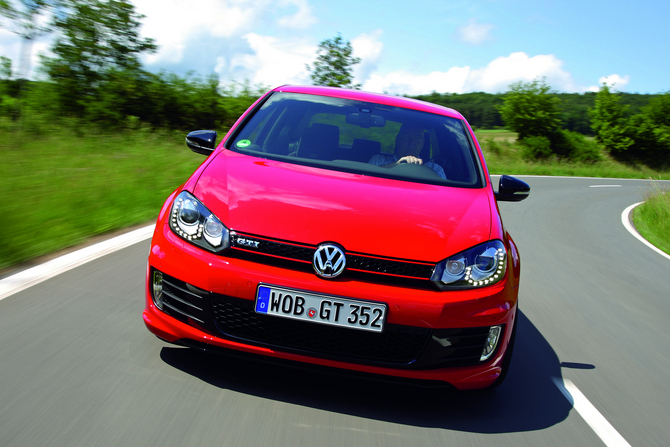 Volkswagen VW Golf GTI Edition 35 DSG Volkswagen VW Golf GTI Edition 35 DSG