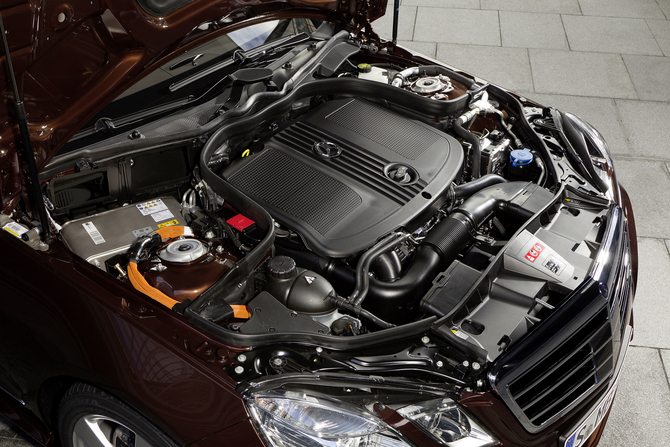 Mercedes-Benz Creates Range of Hybrid E-Classes Mercedes-Benz Creates Range of Hybrid E-Classes