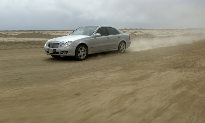Mercedes-Benz E 200 CDI Automatic Mercedes-Benz E 200 CDI Automatic