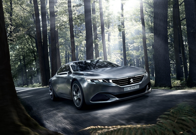 Peugeot s’associe avec le couturier JAY AHR qui habillera Marine Lorphelin, Miss France et Dauphine Miss Monde 2013. Peugeot s’associe avec le couturier JAY AHR qui habillera Marine Lorphelin, Miss France et Dauphine Miss Monde 2013.