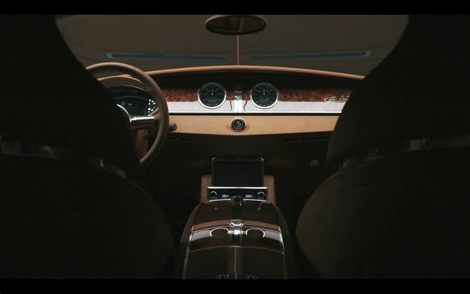 Note the segmented windshield Note the segmented windshield