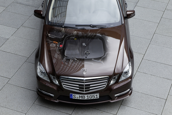 Mercedes-Benz Creates Range of Hybrid E-Classes Mercedes-Benz Creates Range of Hybrid E-Classes