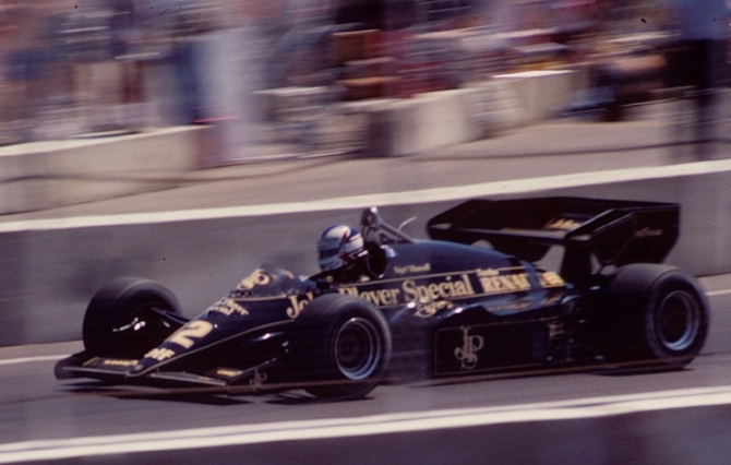 Lotus 95T Renault Lotus 95T Renault