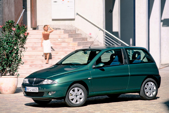 Lancia Y Lancia Y