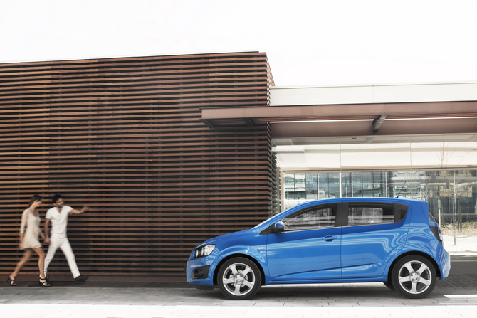 Chevrolet Improves Brand Efficiency with Volt and Improved Aveo Chevrolet Improves Brand Efficiency with Volt and Improved Aveo