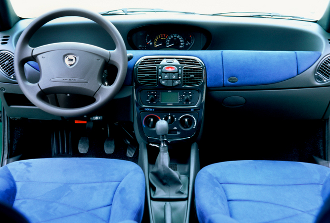 Lancia Y Lancia Y