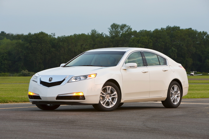 Acura TL w/ Technology Package Acura TL w/ Technology Package