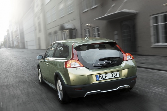 Volvo C30 D5 Summum Geartronic Volvo C30 D5 Summum Geartronic