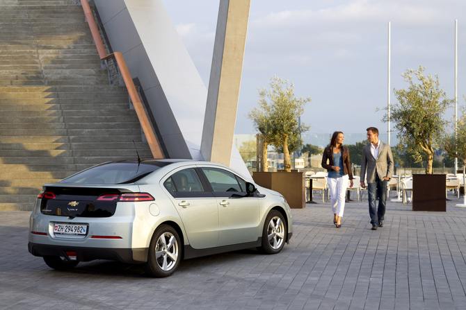 Chevrolet Improves Brand Efficiency with Volt and Improved Aveo Chevrolet Improves Brand Efficiency with Volt and Improved Aveo