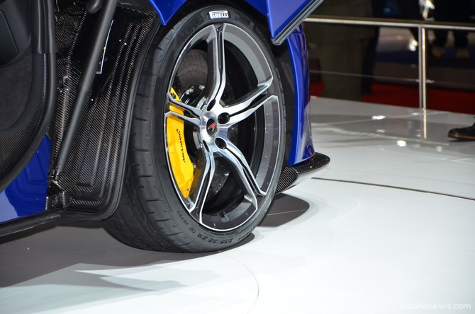 McLaren 650S McLaren 650S