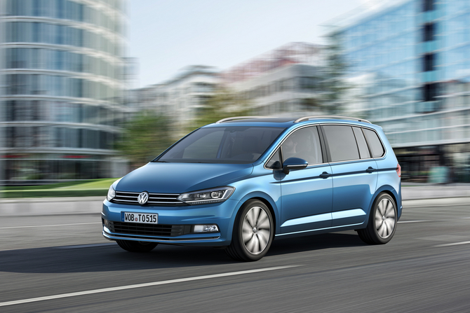 Based on the MQB platform, the Touran fits between the Golf SV and the Sharan seven seater Based on the MQB platform, the Touran fits between the Golf SV and the Sharan seven seater