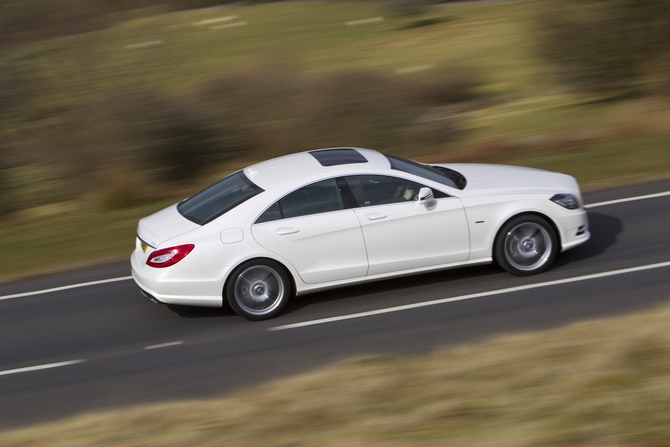 Mercedes-Benz CLS 500 BlueEfficiency Sport Mercedes-Benz CLS 500 BlueEfficiency Sport