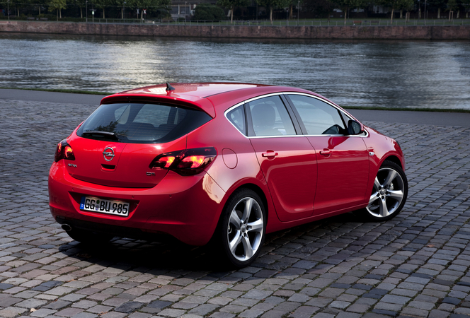 Opel Astra Gen.4 Opel Astra Gen.4