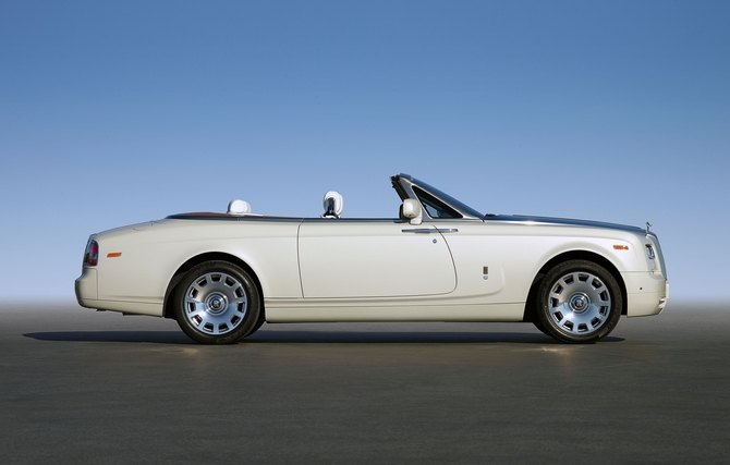 Rolls-Royce Phantom Drophead Coupé Rolls-Royce Phantom Drophead Coupé