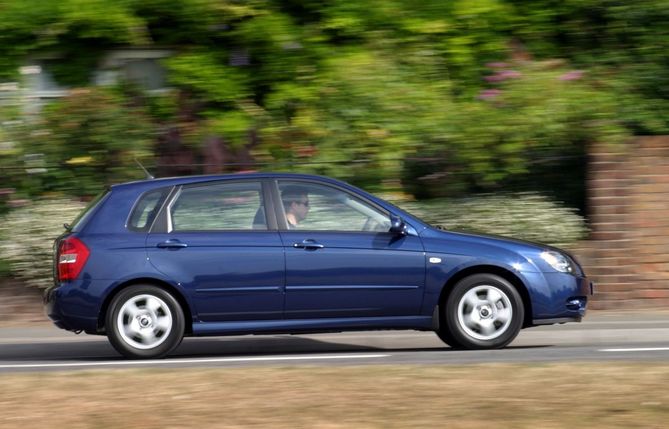 Kia Cerato 1.6 Hatchback Kia Cerato 1.6 Hatchback