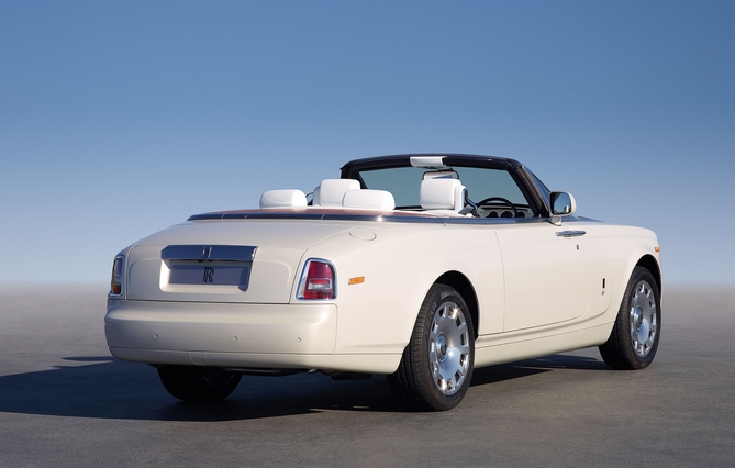 Rolls-Royce Phantom Drophead Coupé Rolls-Royce Phantom Drophead Coupé