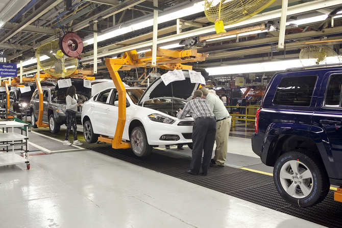 Chrysler Working to Make Dodge Dart a Success in the US Chrysler Working to Make Dodge Dart a Success in the US