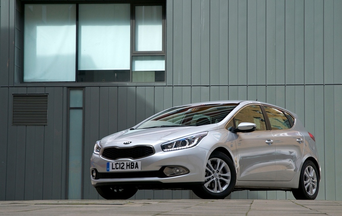 Kia Ceed 1.4 CRDi EX Kia Ceed 1.4 CRDi EX
