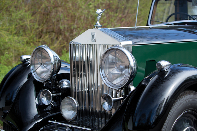 Rolls-Royce 25/30 Sports Saloon by James Young Rolls-Royce 25/30 Sports Saloon by James Young