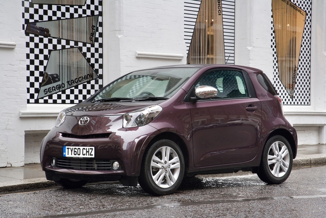 Toyota iQ2 1.0 Toyota iQ2 1.0