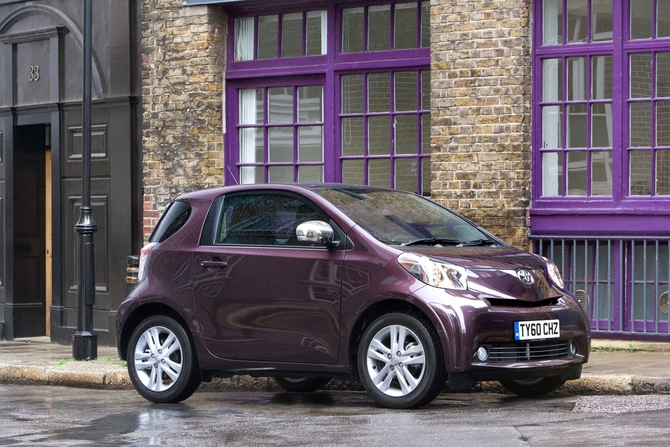 Toyota iQ2 1.0 Toyota iQ2 1.0