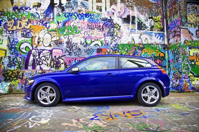 Volvo C30 D5 Momentum Volvo C30 D5 Momentum