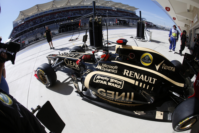 Coca-Cola vai patrocinar a Lotus F1 Team a partir de 2013 Coca-Cola vai patrocinar a Lotus F1 Team a partir de 2013