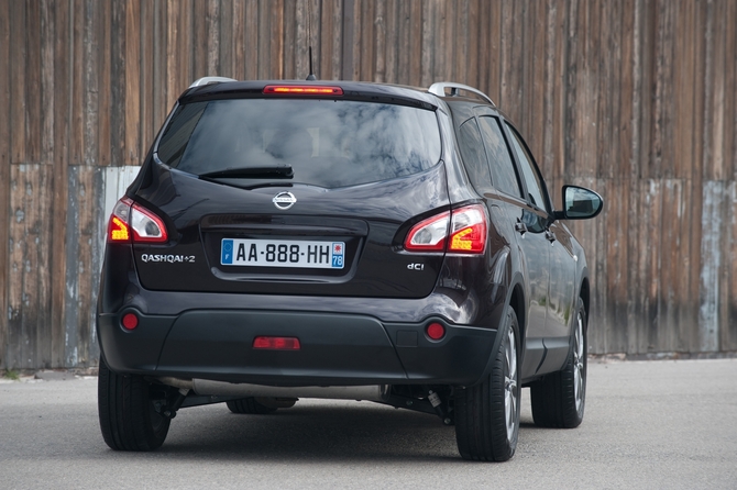 Nissan Qashqai+2 2.0 dCi 4x4 Acenta AT Nissan Qashqai+2 2.0 dCi 4x4 Acenta AT