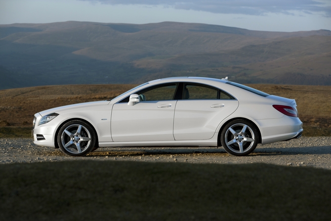 Mercedes-Benz CLS 250 CDI BlueEfficiency Sport Mercedes-Benz CLS 250 CDI BlueEfficiency Sport