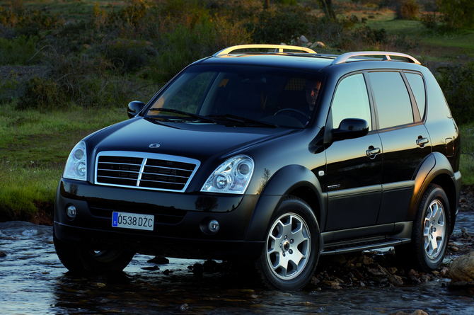 Ssangyong Rexton 270 EX AT Ssangyong Rexton 270 EX AT