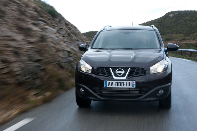 Nissan Qashqai+2 2.0 dCi tekna 4x4 Automatic Nissan Qashqai+2 2.0 dCi tekna 4x4 Automatic
