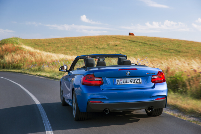 BMW M235i Convertible BMW M235i Convertible