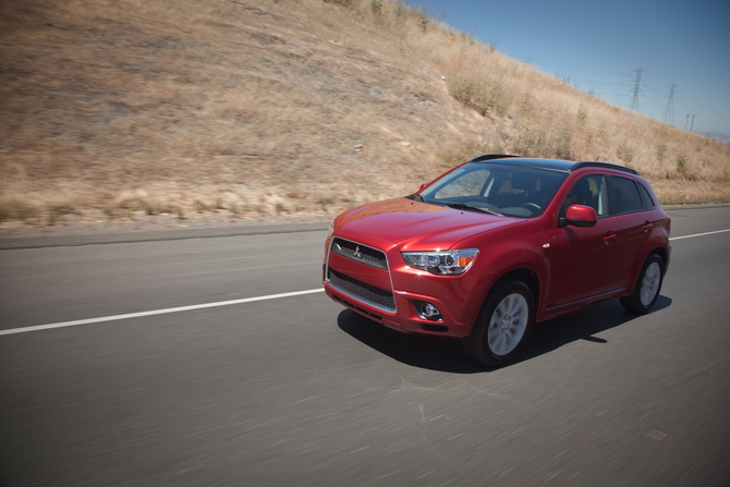 Mitsubishi Outlander Sport SE AWC Mitsubishi Outlander Sport SE AWC