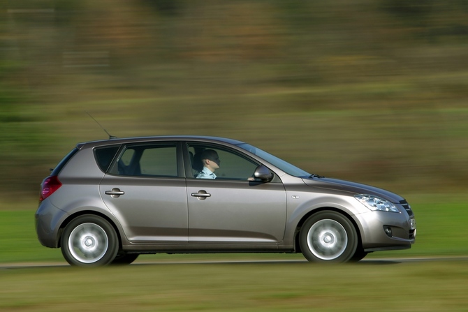 Kia cee'd 2.0 Kia cee'd 2.0