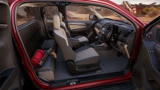 New Chevrolet Colorado makes Thailand debut New Chevrolet Colorado makes Thailand debut