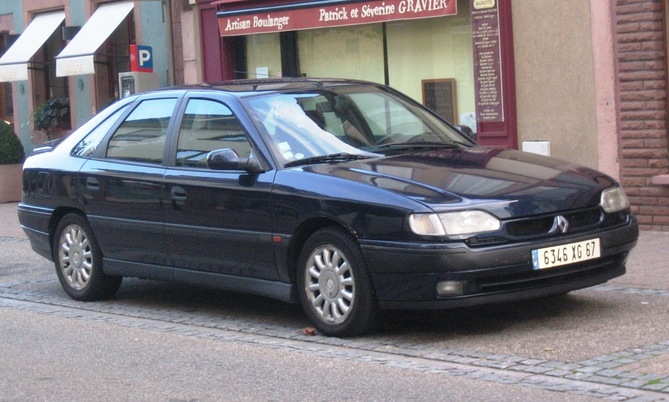 Renault Safrane RXE 3.0 V6 Quadra Renault Safrane RXE 3.0 V6 Quadra