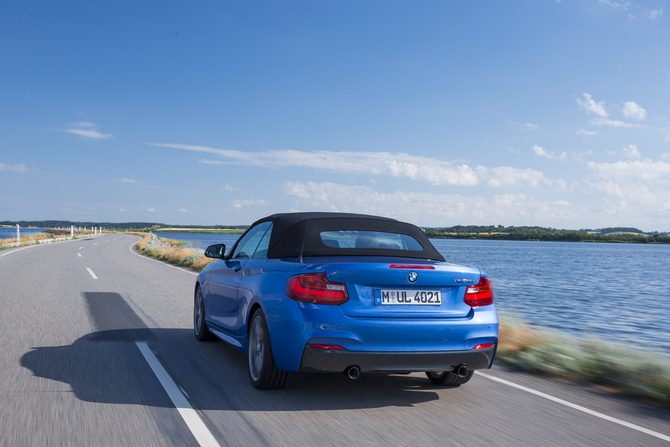 BMW M235i Convertible BMW M235i Convertible