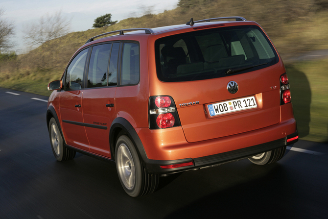 Volkswagen CrossTouran 2.0 TDI Volkswagen CrossTouran 2.0 TDI