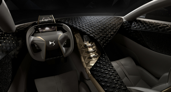 Citroën joined with the jewelry Swarovski and embroidery Lesage brands to create a luxurious cabin Citroën joined with the jewelry Swarovski and embroidery Lesage brands to create a luxurious cabin
