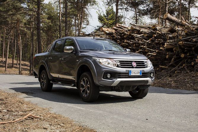 Fiat Fullback Cabina Longa 2.4 Multijet 4x4 E6 Working Fiat Fullback Cabina Longa 2.4 Multijet 4x4 E6 Working