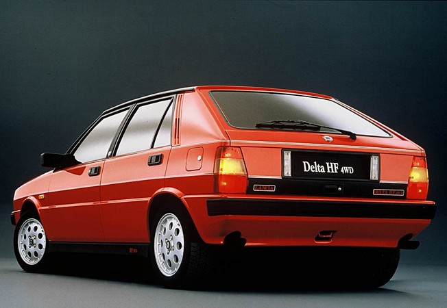 Lancia Delta HF 4WD Integrale Lancia Delta HF 4WD Integrale