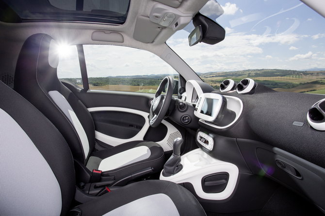 Les nouvelles smart fortwo & forfour Les nouvelles smart fortwo & forfour