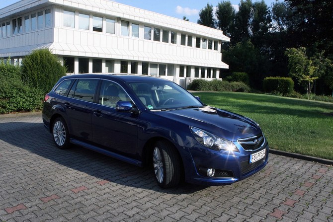 Subaru Legacy Tourer 2.0 D S Subaru Legacy Tourer 2.0 D S