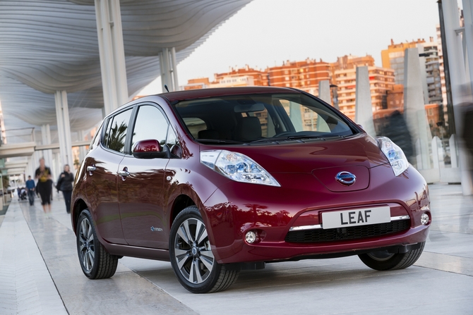 Nissan LEAF Nissan LEAF