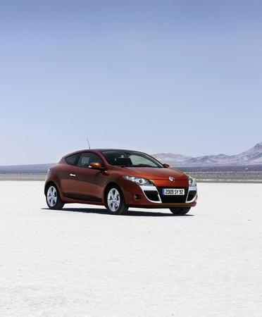 Renault Megane III Coupé 1.4 TCe 130cv Dynamique Renault Megane III Coupé 1.4 TCe 130cv Dynamique