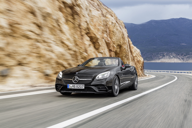 Mercedes-Benz SLC 43 AMG Mercedes-Benz SLC 43 AMG